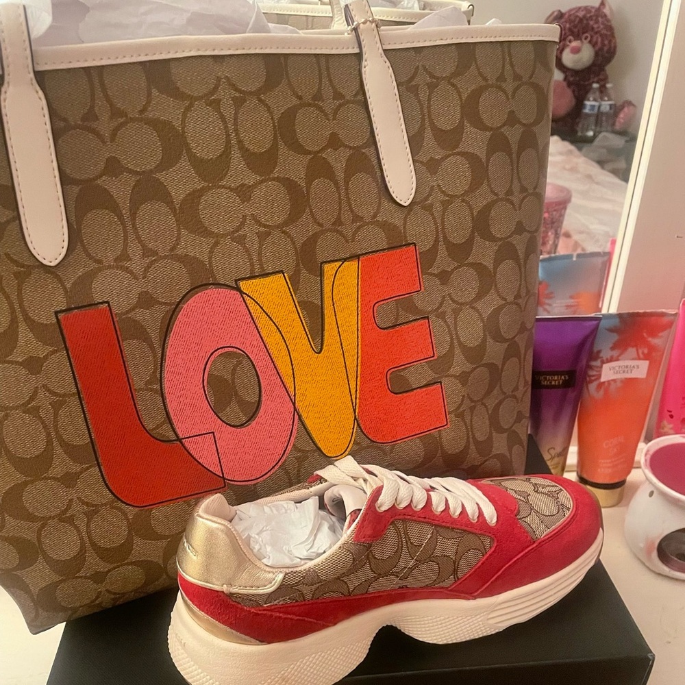 Coach love purse with matching sneakers size 7